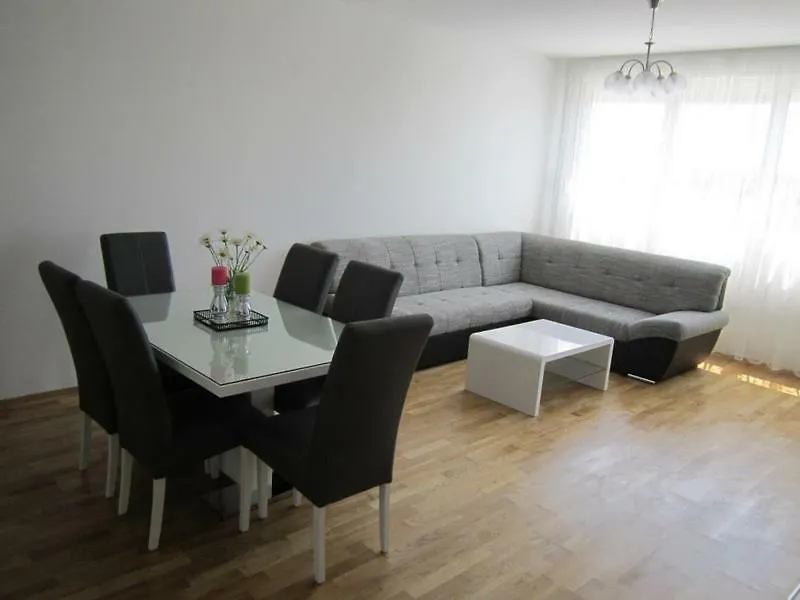 Apartment Z&J Split 0*,